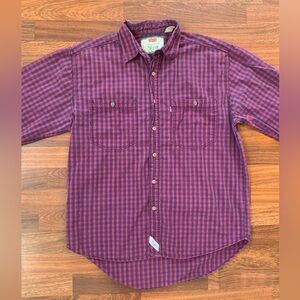 Vintage Levi's Shirt Men's Medium Red Blue Plaid Button Up LS VTG Cotton 2 Horse
